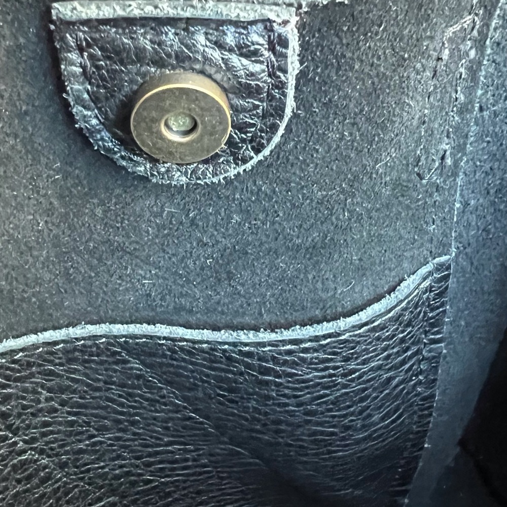 Portland Leather Goods, Lola, Tote Bag, Black Pebbled Leather w/magnetic closure - Picture 15 of 15